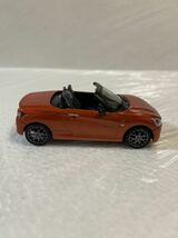 1/30 トヨタ 新型コペン GR スポーツ COPEN GR カラーサンプル ミニカー 非売品 トニコオレンジメタリック_画像3