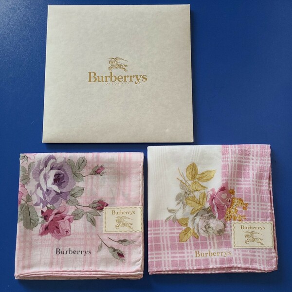 【送料込・ギフト袋付】BURBERRY バーバリー　レディース大判ハンカチ ２枚セット　花柄スカーフ