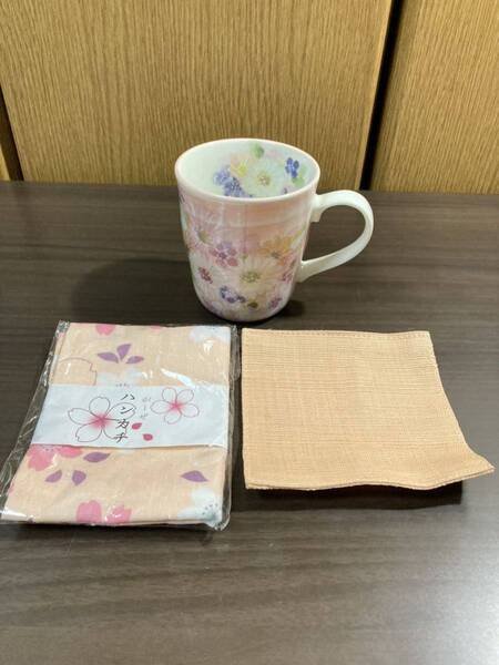▼和藍≪マグカップ 1個 コースター 1枚 ガーゼハンカチ 1枚≫陶器製 和柄 花柄 ハンカチ