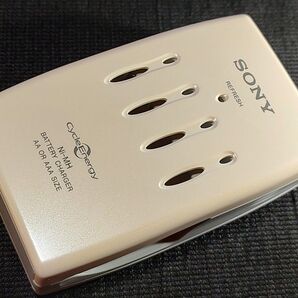 SONY 充電式ニッケル水素電池専用 リフレッシュ機能付 急速充電器 BCG-34HRC ※単4形も4本同時リフレッシュ可能