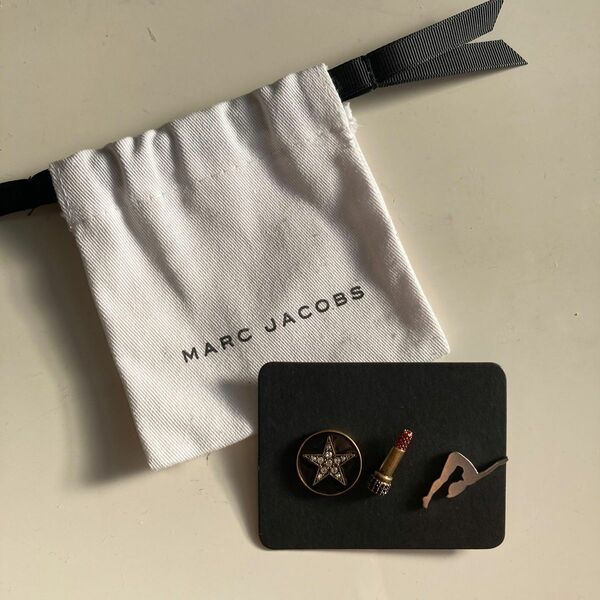 MARC JACOBS ピンバッジ　小物　3点セット　アクセサリー