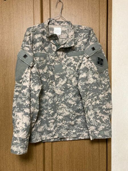 米軍実物 FR ACU コート 米軍放出品 UCP 迷彩服 ジャケット 難燃生地 防虫加工 L-R