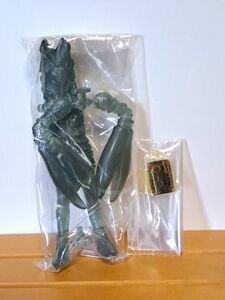 ハイパーウルトラマン　バルタン星人(クリアタイプ) 　バンダイ　現状品　⑨