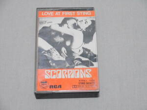 カセット　SCORPIONS 「LOVE AT FIRST STING」　フィリピン版　（XFPK1-1157） カセットテープ、CT スコーピオンズ Still Loving You