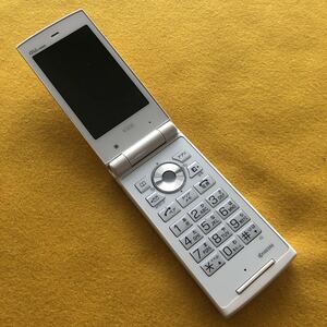 中古携帯電話　ガラケー　au KDDI KYOCERA 京セラ K006 2010年　