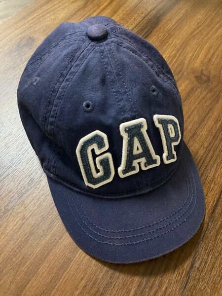 ベビー　キャップ　ネイビー　50センチ　GAP