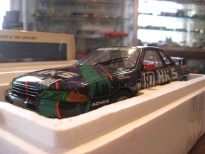 ok蔵出しオートアート1/18日産スカイライン GT-R(R32) グループA 1993 HKS #87萩原☆