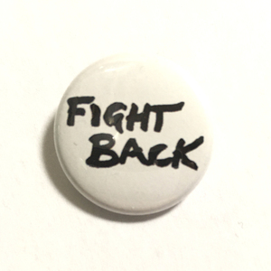 デカ缶バッジ 58mm Discharge Fight Back ディスチャージ UK 80's Hardcore Punk ハードコアパンク D Beat