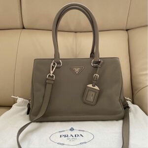 PRADA プラダ　ハンドバッグ　ショルダーバッグ　グレージュ　1BA853