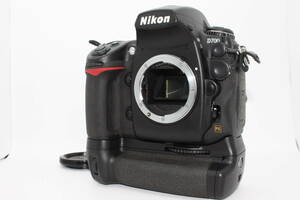 ★外観極上シャッター回数3400回★ニコン NIKON D7000 ボディ+MB-D10 バッテリーパック L1980#1327