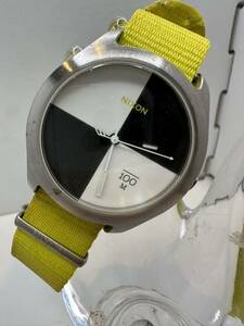 【NIXON 】腕時計 クォーツ　中古品　電池交換済み　稼動品　40-6
