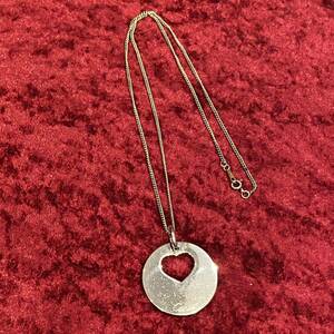 Cartier Cartier Heart plate necklace 