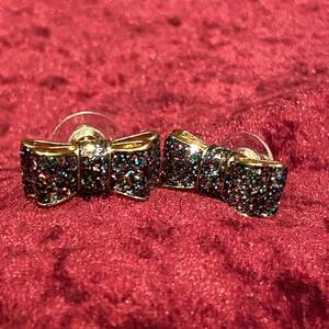  ultimate beautiful goods katespde Kate Spade lame ribbon earrings 