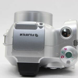 【返品保証】 【便利な単三電池で使用可】フジフィルム Fujifilm Finepix 2800Z Fujinon Zoom 6x コンパクトデジタルカメラ s585の画像6