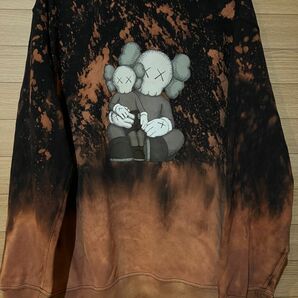 UNIQLO×KAWS スウェット　XL