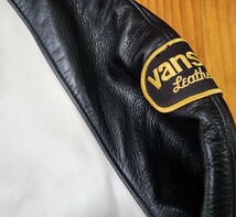  【VANSON/バンソン】 TJP レザージャケット 定番 白ホワイト×黒/ブラック サイズ表記34 本革/皮 オーバルロゴワッペン胸＆袖 _画像7