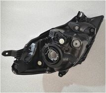 【最終出品】 TOYOTA トヨタ ヴィッツ NSP130 前期 純正 左ヘッドライト KOITO 52-233_画像2