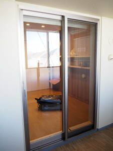 FZ-2mote Leroux m exhibition goods LIXIL living sash 2 sheets frame * screen door attaching!