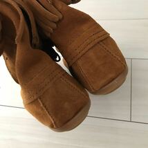 未使用◆MINNETONKA◆ミネトンカフリンジショートブーツブラウン◆size8スゥエード◆フリンジブーツ◆25cm_画像3