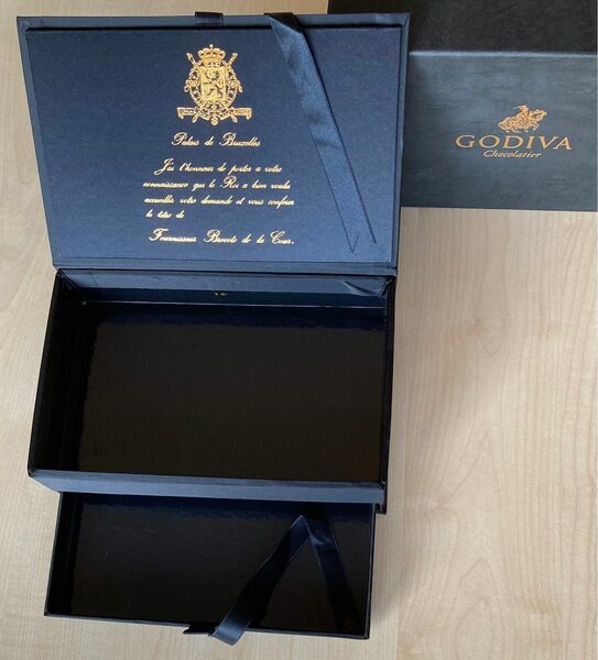 GODIVA Chocolatier ゴディバ 2段 黒 空き箱 空箱 あき箱 外箱付き ボックス お道具箱 空箱 ボックス