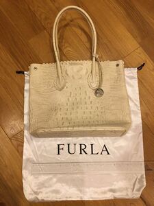 FURLA　フルラ　トートバッグ　本革　リアルレザー　バッグ　バック　BAG　保存袋付き