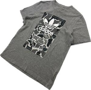 adidas ☆ カモフラ ボックス ロゴ 良プリント◎ 半袖 Tシャツ グレー M相当 スポーツ ストリート デイリーユース 人気 アディダス■M195