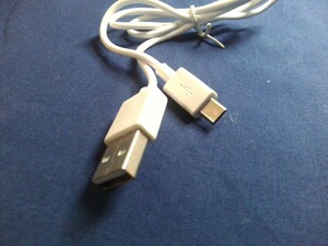 マイクロUSBケーブル USB2.0 Aタイプ-micro Bタイプ 　長さ約65cm　★定形外送料140円可