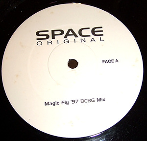 d*tab 試聴 Space: Magic Fly ['97 House]