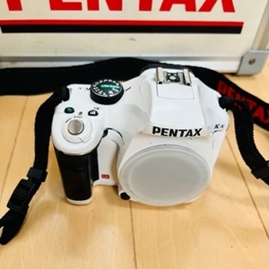 PENTAX K-X デジタル一眼レフカメラ　Wレンズ（18-55・55-300）オートストロボAF360FGZ 三脚Velbon カメラケースのすべて一式です
