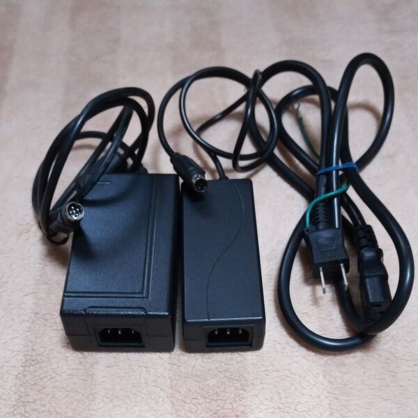 外付け ハードデイスク 電源アダプター CP1250 FLY36-5-12