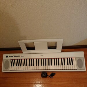 ヤマハ YAMAHA 美品 キーボード 電子 キーボード ピアノ piaggero ピアジェーロ 61鍵盤 ホワイト NP-12WH 本州のみ発送！