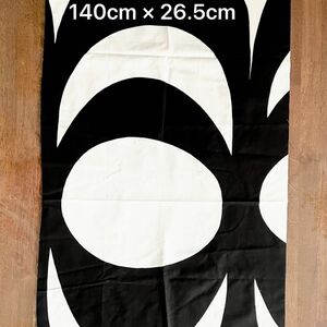 【140cm × 26.5cm 】マリメッコ カイヴォ 生地 ブラック marimekko KAIVO 北欧 布 はぎれ