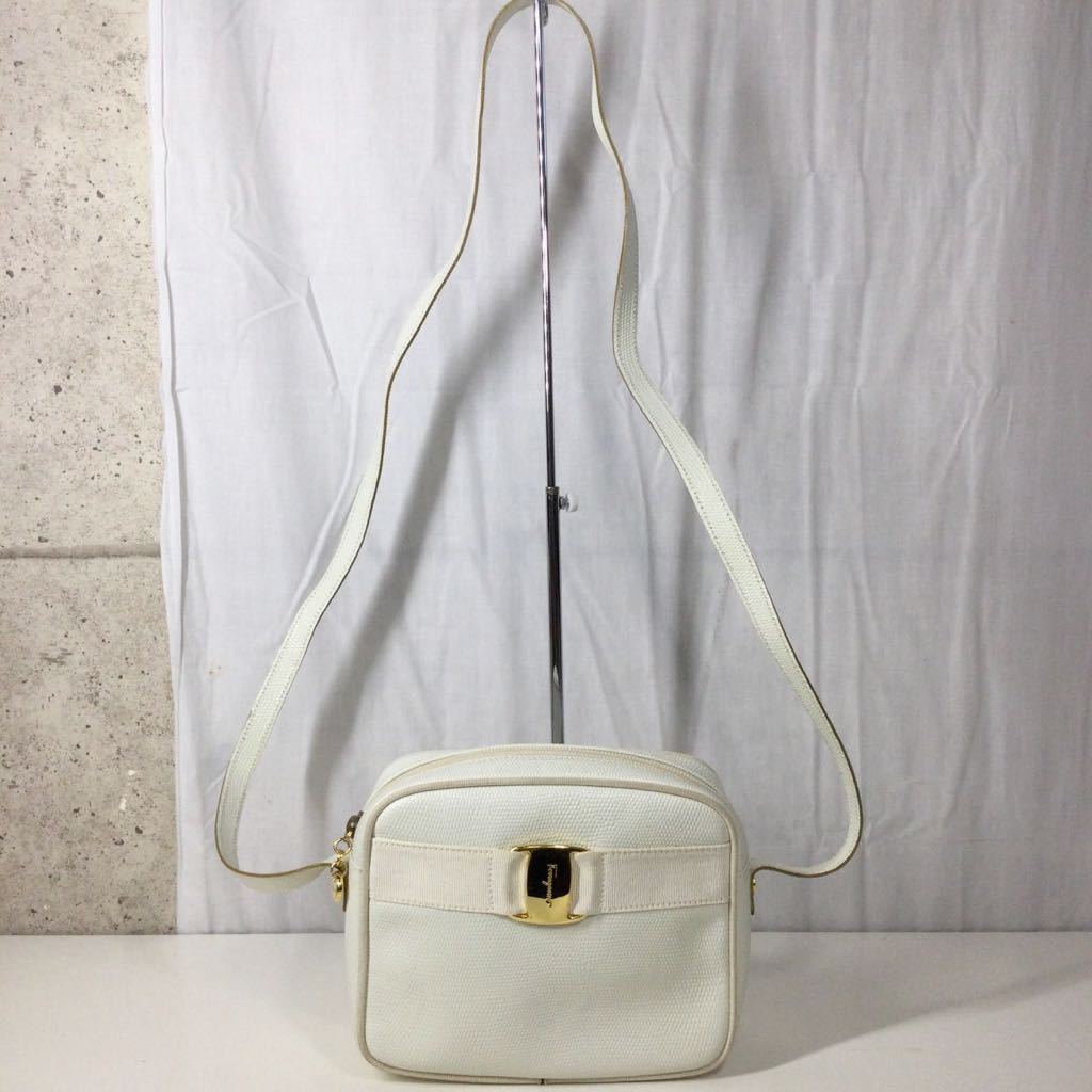 ヤフオク! -「vintage ferragamo」(サルヴァトーレ・フェラガモ) (さ