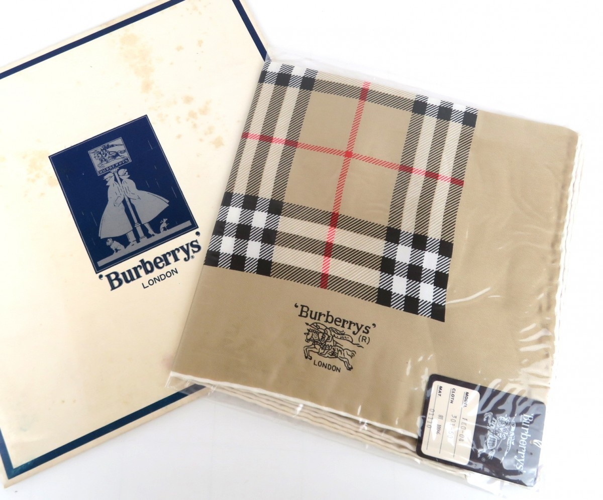 Burberry ノバチェック シルク 絹 シャドーホース 透かし模様 スカーフ-