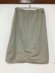 D-1125 BURBERRYS Burberry z skirt gray ju