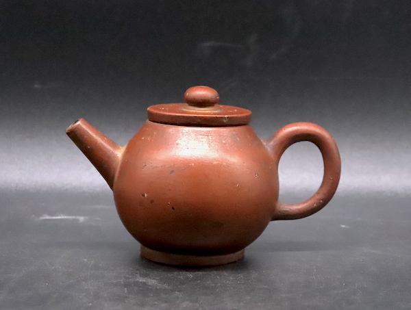 gu》 唐物 梨皮泥 紫砂壺： 中国古玩 鉄瓶 茶壺 急須 煎茶 宝瓶 朱泥