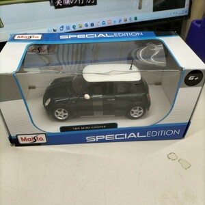 【未使用】マイスト　ミニカー1/24　　ミニ・クーパー　スペシャルエディション