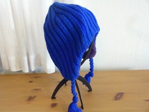 ∵ RODEO CROWNS ∵キッズ・大人　耳当て付ニット帽　青色帽子　サイズ５６cm〜５８cm　キャップ　帽子　RCS