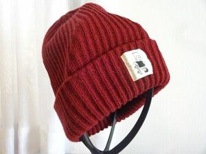 ∵ 韓国製 ∵レディース・メンズ　ワインレッド 編み込みニット帽　サイズ５６cm〜５９cm　キャップ　帽子