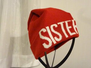 ▲ SISTERS ▼ 赤色帽子　レディース・メンズ　ニット帽　サイズ５６cm〜５９cm　H&M　DIVIDED　キャップ　帽子