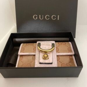 GUCCIキーケース