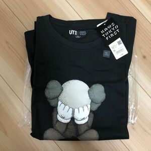 UNIQLO×KAWS TシャツXL ユニクロ カウズ UT 限定　新品未使用