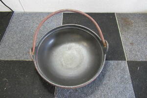  shelves 14.B461 iron . saucepan saucepan for sukiyaki approximately 26*9