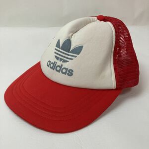 adidas アディダス キャップ 帽子 cap メッシュ フリーサイズ 白 赤 カジュアル スポーツ トレーニング ロゴ プリント ウェア 日よけ