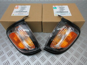 683kTac.2001-2004 US Toyota Tacoma left right front parking lamp EAGLE EYES