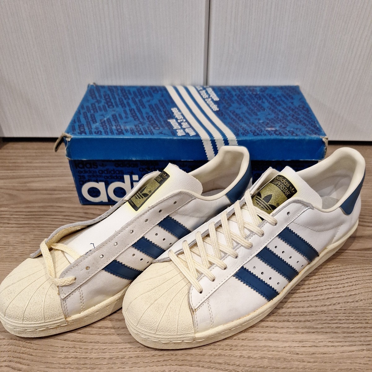 ヤフオク! -「adidas スーパースター フランス」の落札相場・落札価格