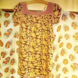 batik square neck short sleeves tunic BR light brown group Indonesia Java .. cotton cotton 100%.. feeling none 