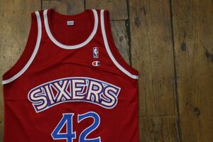 【古着GAME TOPSレア美品 Champion PHILADELPHIA 76ERSユニフォームタンクトップ赤#42】NBAバスケフィラデルフィア・セブンティシクサーズ