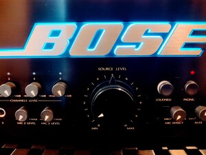 【極上品】ボーズBOSE4702Ⅲ メンテナンス済 4chプリメインアンプ RGBによる調光調色リモコン対応