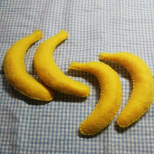  handmade hand made felt playing house banana 4ps.@. shop shop san . 100 shop san fruit 